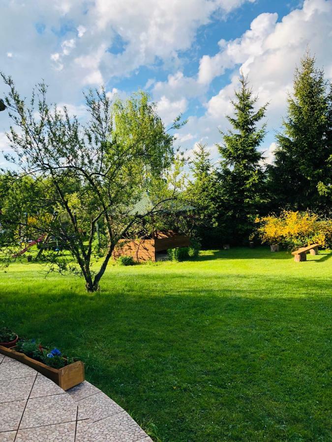 Nibylandia Dom Pod Lasem Nowa Wies Grodziska Exterior photo